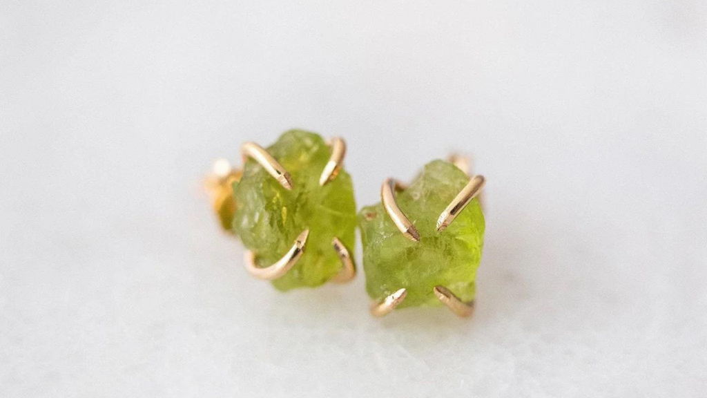 Peridot Properties: The Stone Of Emotional Growth & Empathy